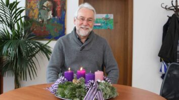 Koroška V nedeljo, 2. februarja, od 14. ure naprej, bo posvečenje novega škofa krške škofije Jožeta Marketza. Na slovesnosti pričakujejo 1200 obiskovalcev, vstop v stolnico pa bo možen le z […]