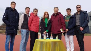 Dijakinje in dijaki Zvezne dvojezične trgovske akademije (TAK) so se 15. marca združili v ekumenski molitvi za mir v Ukrajini. Z minuto tišine so spomnili na trpljenje in stiske ljudi […]