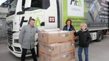 Pobrateno mesto Celovca Černovice leži na zahodu Ukrajine v Bukovini. Tam je zaenkrat mir, a se mesto s približno 250 tisoč prebivalci sooča s pomanjkanjem goriva in vse številnejšimi begunci […]