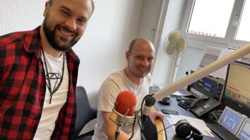 Glasbenik, pevec, skladatelj, avtor in multiinstrumentalist, rojen na Primorskem, danes živi v Dulah pri Žitari vasi, kjer si je ustvaril dom z življenjsko družico in uredil lasten studio, kjer nastaja […]