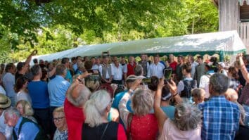 Od blizu in daleč so v nedeljo, 16. julija, prišli, prikolesarili, pritekli in se pripeljali obiskovalci letošnjega korškega žegnanja. Kakih 700 jih je v prelepem poletnem vremenu uživalo v gostoljublju […]