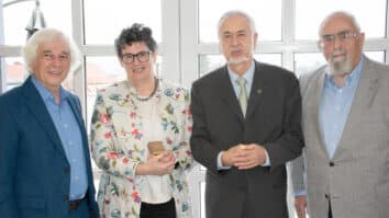 Skupina privatnih oseb okoli Feliksa Bistra je 16. decembra tretjič podelila priznanje Zlati karantanski prstan. Po Avguštinu Malleju leta 2010 in Janezu Stergarju leta 2018 ga je letos prejela zgodovinarka […]