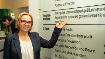 Od minulega četrtka, 18. januarja, bodo v Koroški kmetijski zbornici svetovali tudi v slovenščini. V preddverju kmetijske zbornice v centru Celovca je še igrala narodnozabavna glasba. Medtem je zastopnikom medijev [&hellip;]