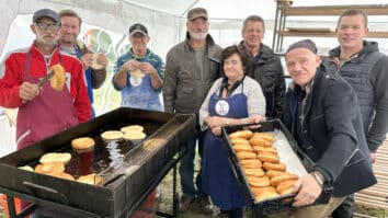 Da ob rozalskem žegnanju vreme včasih malo nagaja, je že skoraj tradicija, kot je tradicija žegnanje samo. A precej hladne temperature, mrzel veter in dežne kapljice tudi letos niso odvrnile […]