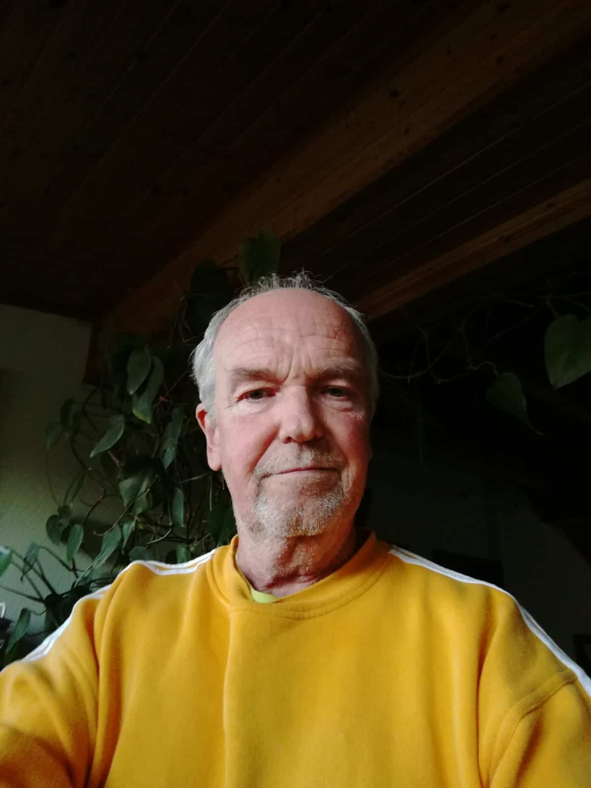 Bi se predstavili našim bralkam in bralcem. Mart Schiffer: Rojen v Amsterdamu, kjer sem se poklicno udejstvoval kot finančni uradnik. Leta 1973 spoznal sem svojo ženo, Celovčanko Veliko Groß, v […]
