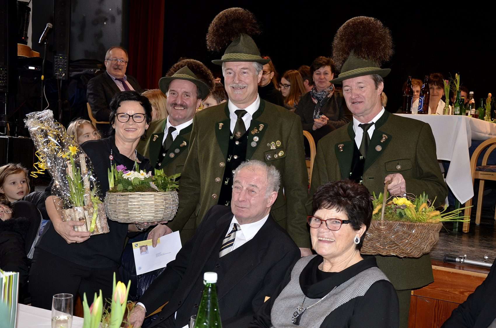 Kakšna je bila vaša mladost?  Erni Županc: Rodil sem se mami Stefanie in očetu Ernstu Županc pri Piskerniku na Obirskem. Bilo nas je enajst otrok, štirje pa so medtem že […]