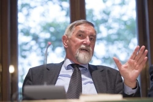 Predstavitev znanstvene publikacije zgodovinarja dr. Walterja Lukana v okviru dejavnosti avstrijskega parlamenta Letos junija je pri dunajski znanstveni založbi New Academic Press v zbirki Austriaca Inštituta za avstrijske vede izšla [&hellip;]