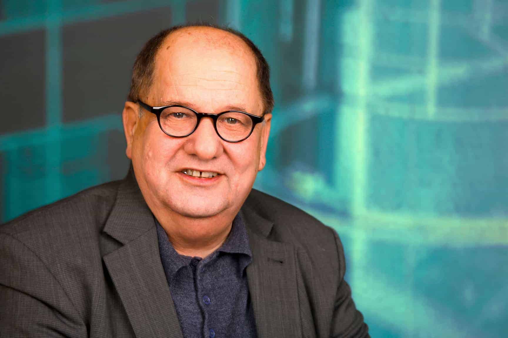 Na občnem zboru ZSO v soboto, 23. 2. 2019, se bo Marjan Sturm umaknil iz prve vrste. Več ko četrt stoletja je stal na čelu Zveze slovenskih organizacij na Koroškem, […]
