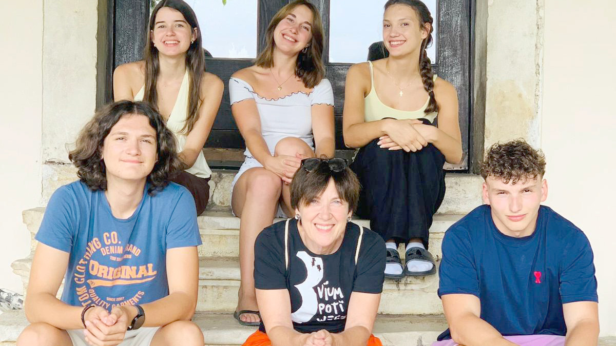 Premiera »Soba za dva + tri«