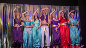 Trenutno med mladimi razsaja viralna uspešnica Gute Laune nemškega dua Großstadt­engel. Prav z njo se je v uvodni plesni točki o novih programskih težiščih Višje šole Šentpeter začel letošnji selski [&hellip;]