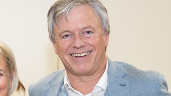 Brata Franc-Jožef in Vladimir Smrtnik sta pri zadnjih občinskih volitvah nastopila s frakcijami iz spektra Enotnih list, zato je Köferejeva izjava odprla mnogo vprašanj o sodelovanju frakcij iz samostojnega političnega [&hellip;]