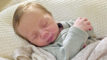 Na svečnico, 2. februarja 2026, je na Dunaju zagledala luč sveta mala Marija Mirjana Zenz, ki je prvo ime prejela v ljubeč spomin na očetovi babici. Z velikim veseljem in [&hellip;]