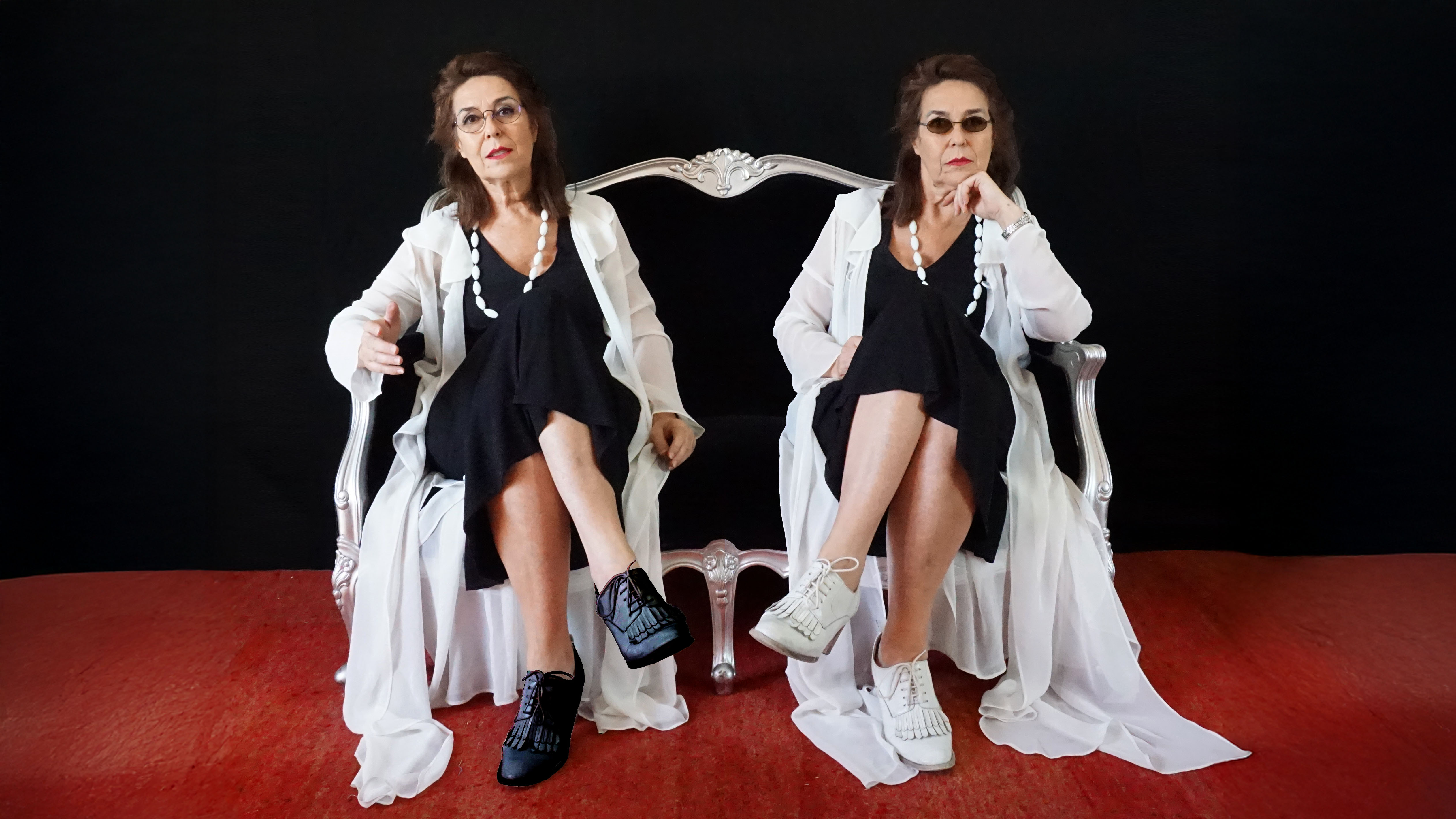 Slov. vodenje po razstavi: Regina Hübner: »Dear...«